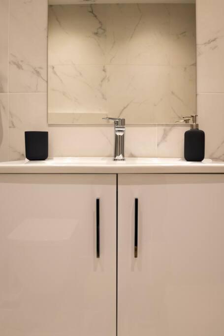 A11 Pristine & Comfy Studio Near Plaka & Parthenon Athens Luaran gambar